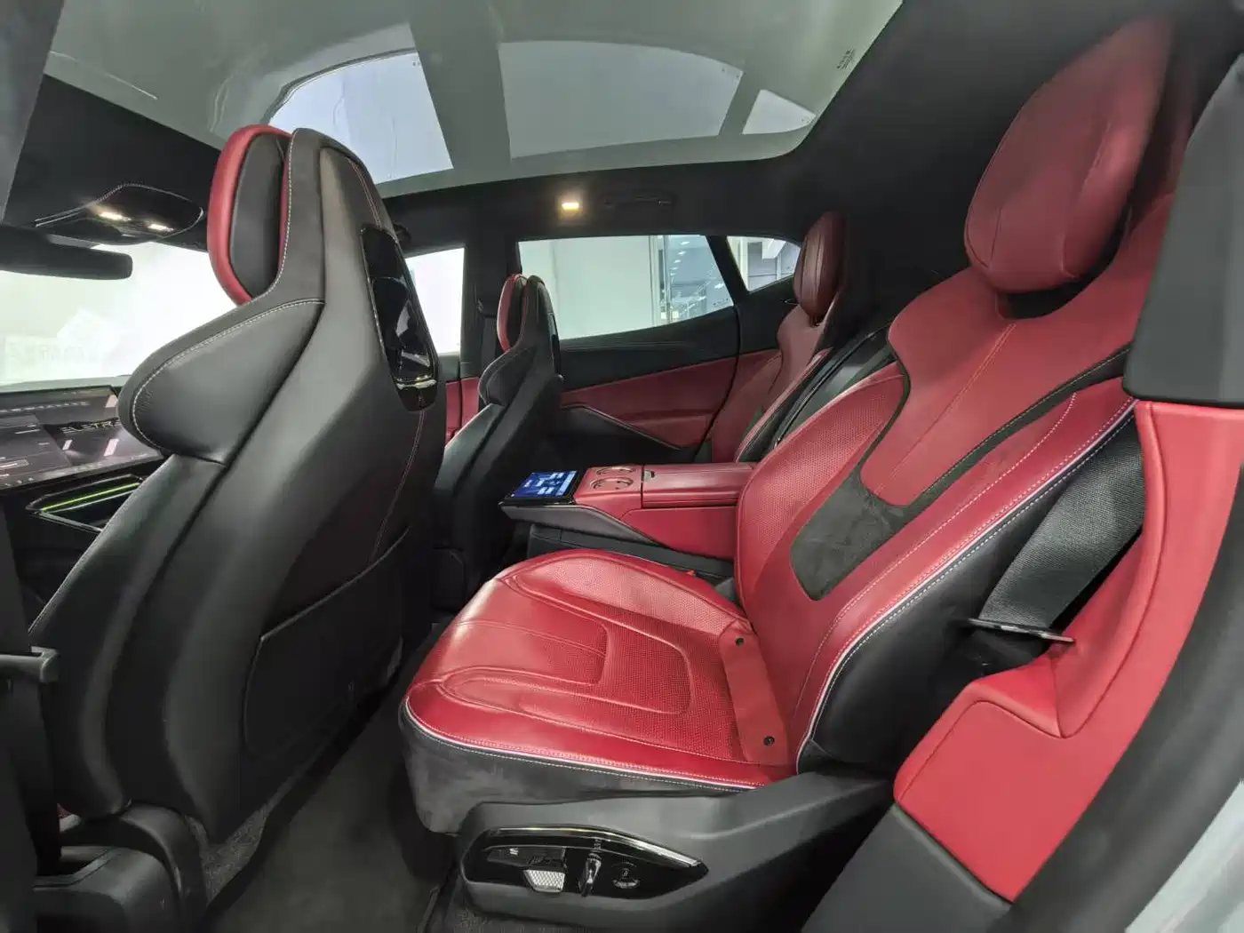 LOTUS SPORTS CAR ELETRE