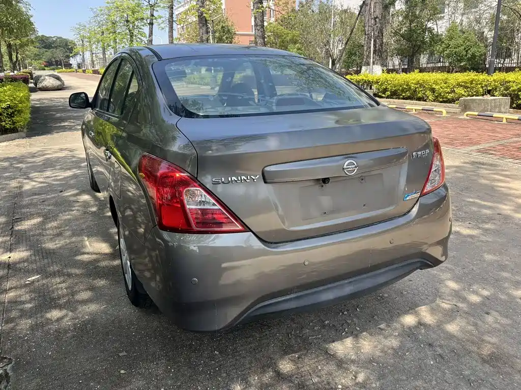 Nissan Sunny 2018 2015 1.5XE CVT Comfort