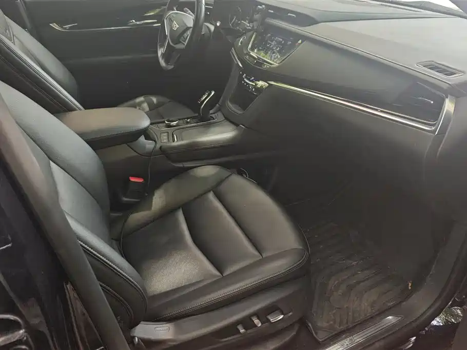 Cadillac XT5 2021 28T Luxury фото 8