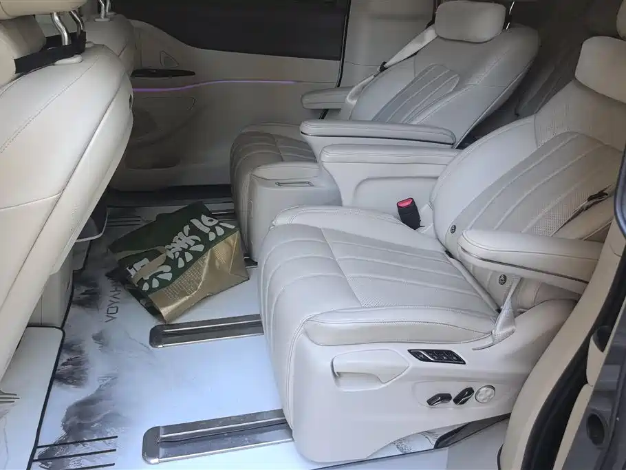 Voyah Auto Voyah Dreamer 2022 Low Carbon Edition Home фото 11