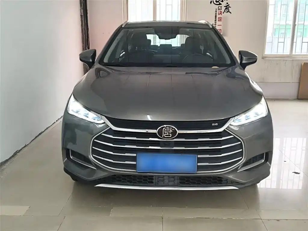 BYD Tang 2018 2.0T Automatic Smart Connection Delight Edition 7-Seater China V фото 3