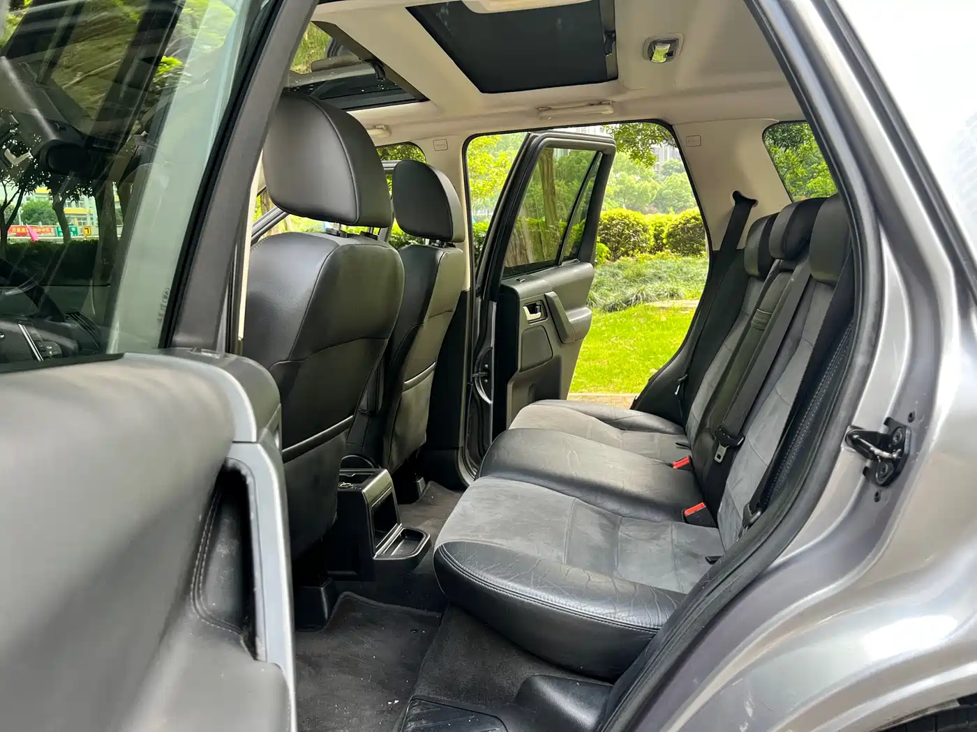Land Rover Freelander 2 2012 2.0T Si4 SE Petrol фото 18