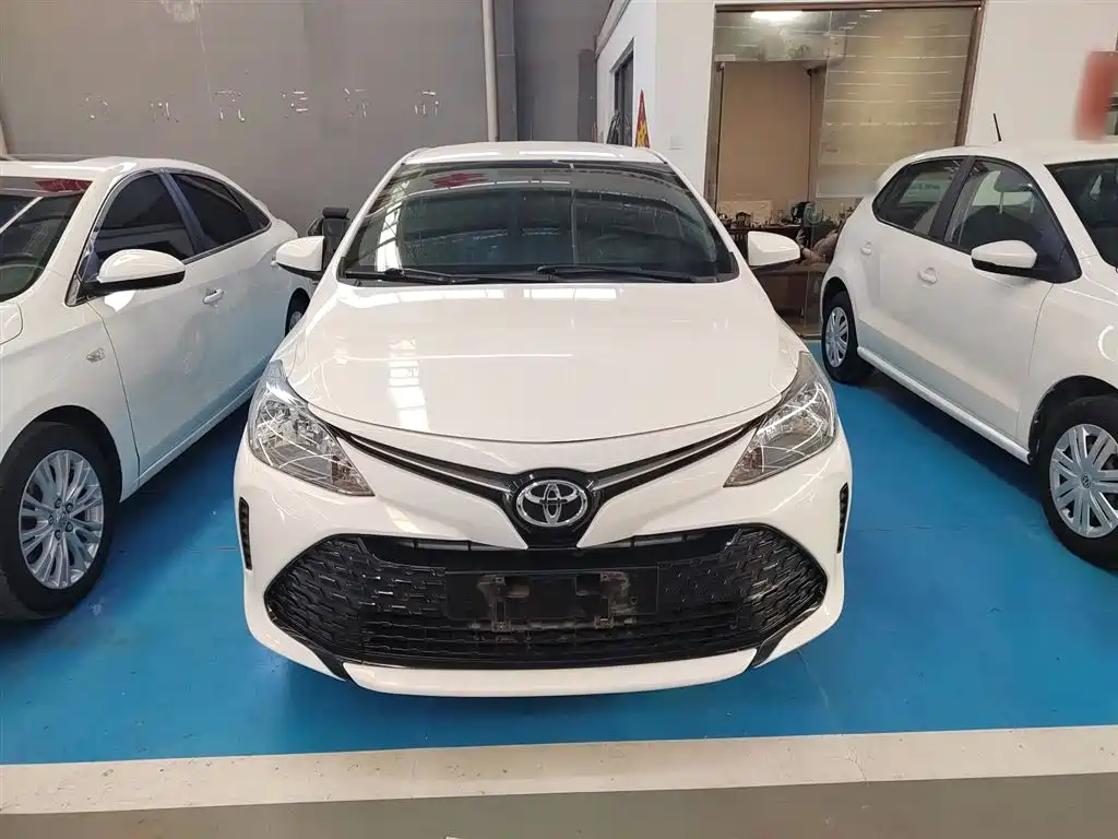 Toyota Vios FS 2019 1.5L CVT Fengchi Edition фото 3