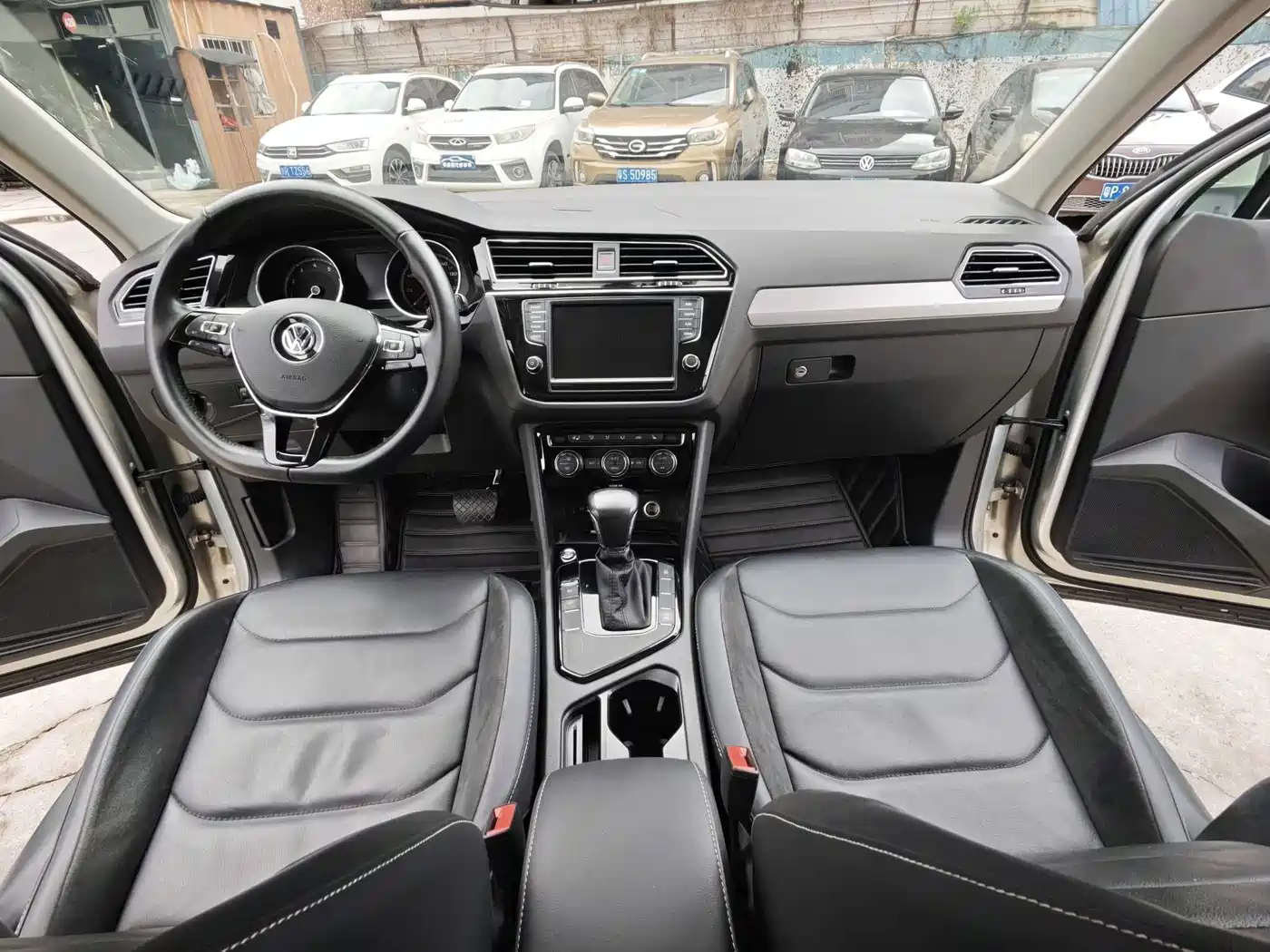 Volkswagen Tiguan L 2018 330TSI Automatic 2WD Flagship Edition фото 8
