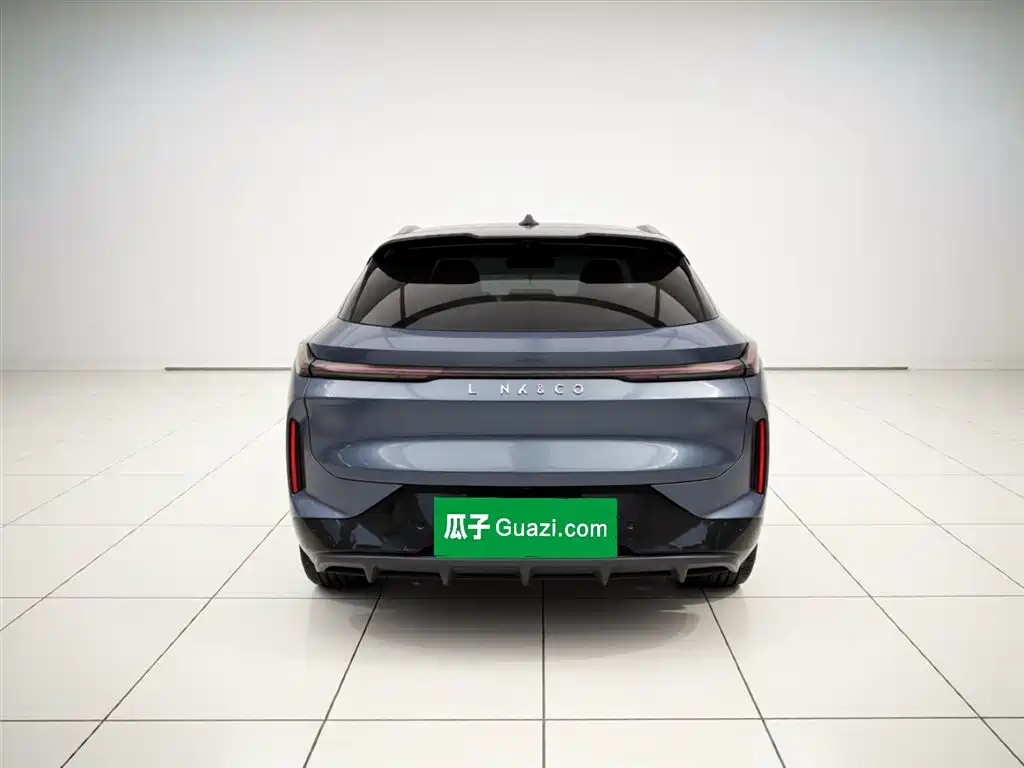 Lynk & Co 08 EM-P 2023 220km 4WD Performance Halo фото 10