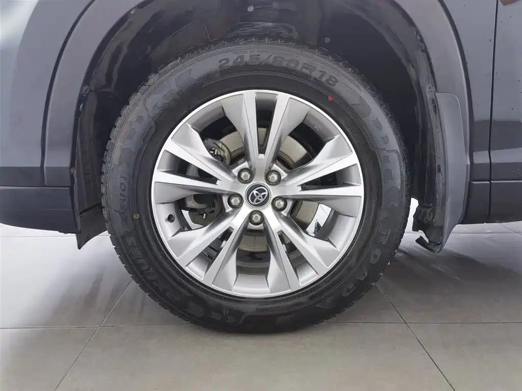 Toyota Highlander 2017 2.0T 4WD Elite 7-Seater фото 17