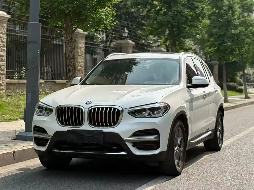 BMW X3 2021 xDrive28i Luxury Package