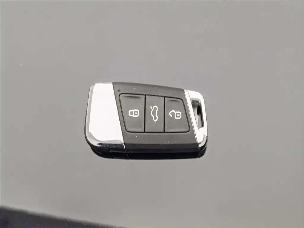 Volkswagen Passat 2019 Model 280TSI Business Edition China VI фото 19