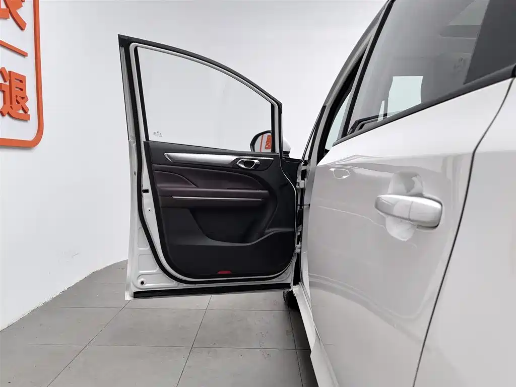 GAC Trumpchi Trumpchi M6 2021 PRO 270T DCT Premium Edition фото 8