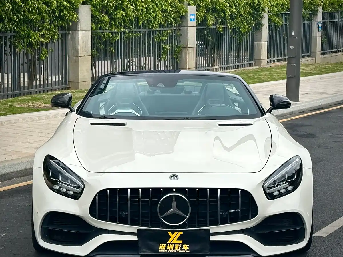 MERCEDES-BENZ AMG GT