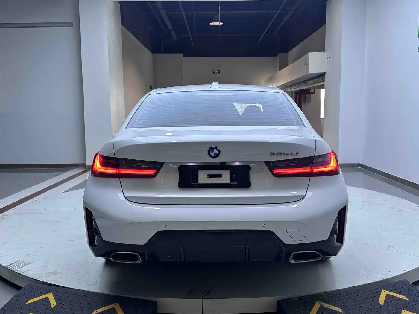 BMW 3 Series 2023 320Li M Sport Package фото 5