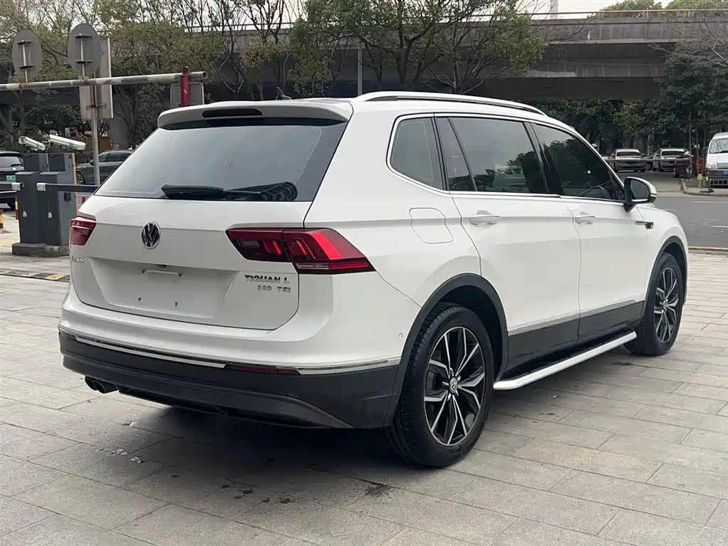 Volkswagen Tiguan L 2019 330TSI Auto 2WD Smart Luxury Edition China V фото 5