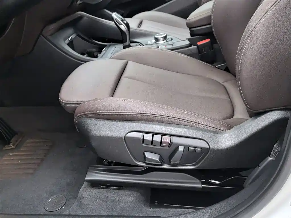 BMW X1 2020 sDrive25Li Leading Model фото 20