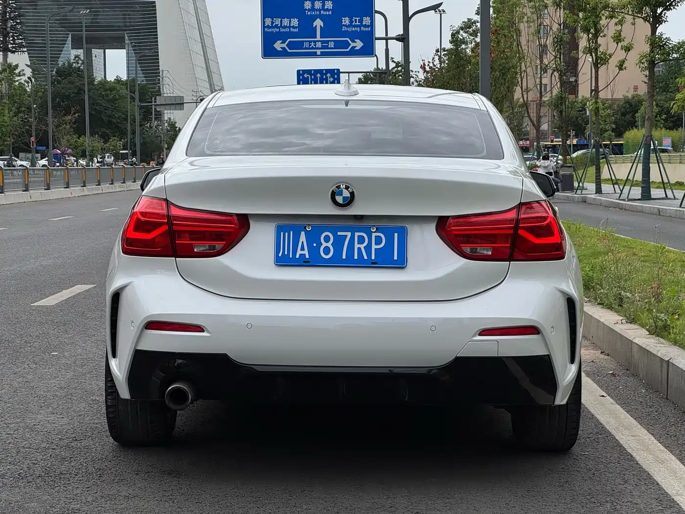 BMW 1 Series 2019 118i M Sport Package фото 14