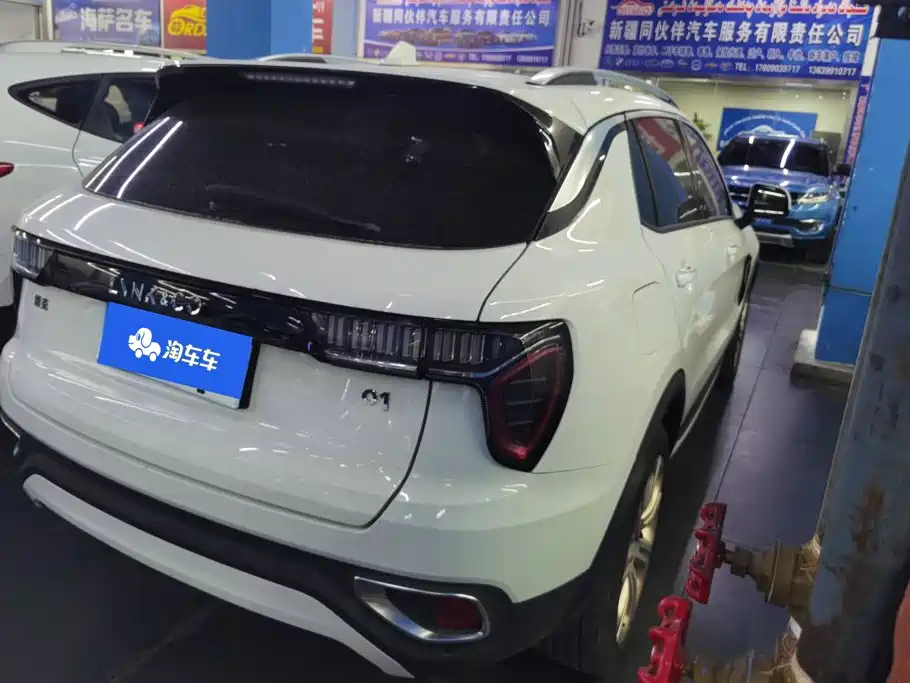 Lynk & Co 01 2018 2017 2.0T 2WD Pro Version