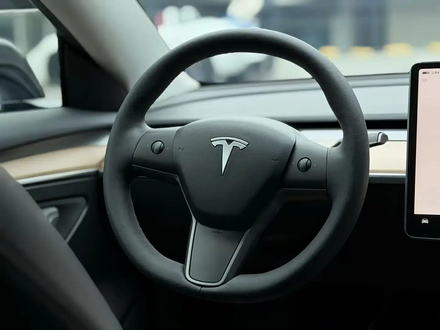 Фото 5 - Tesla Model 3