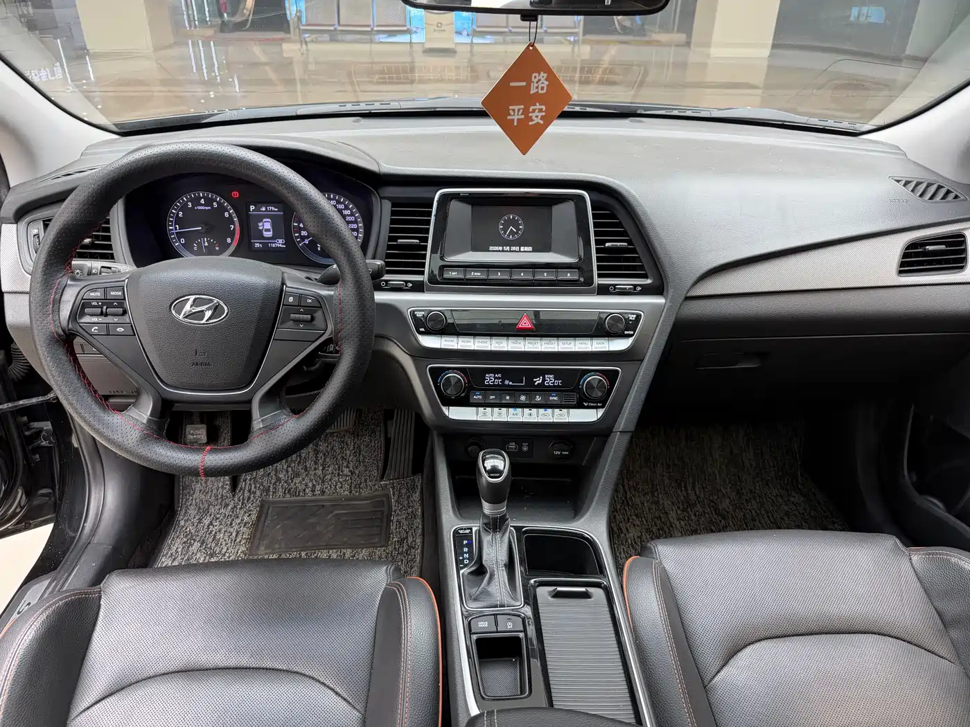 Hyundai Sonata 2017 2.0L GLS Smart фото 9