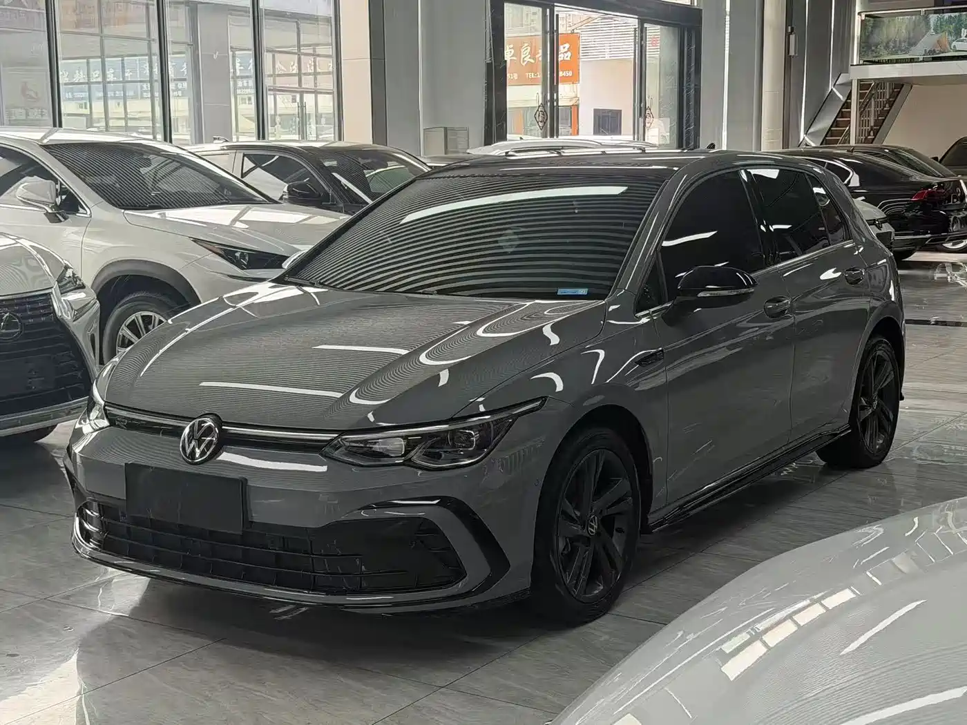 Volkswagen Golf 2023 Model 280TSI DSG R-Line