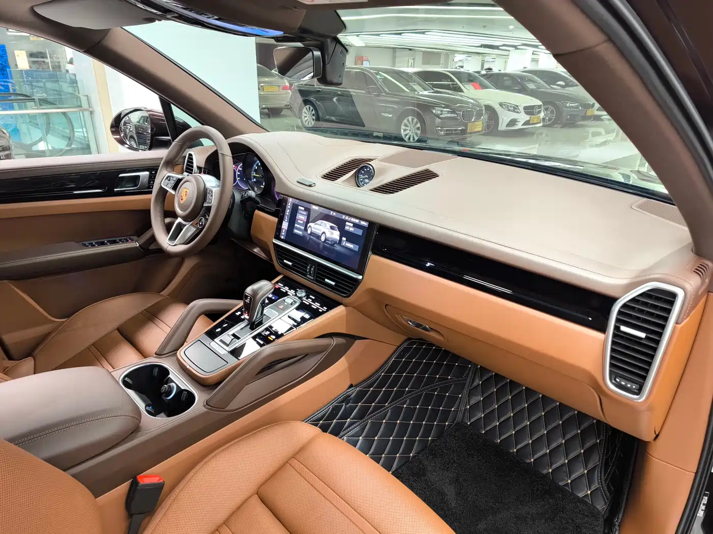 Porsche Cayenne New Energy 2021 Cayenne E-Hybrid 2.0T фото 20
