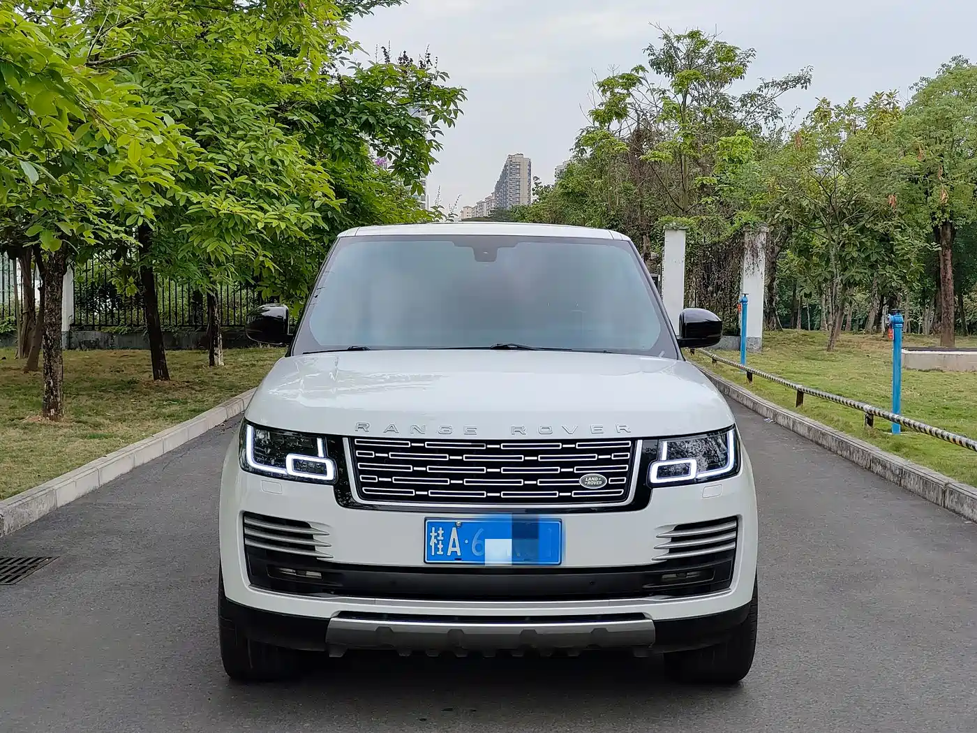 Land Rover Range Rover 2014 3.0 SC V6 Vogue фото 2