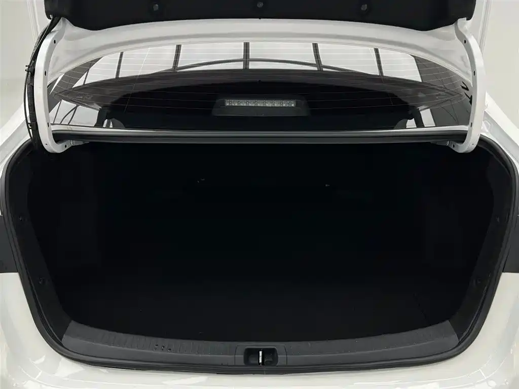 Toyota Corolla 2022 1.2T S-CVT Pioneer PLUS Edition фото 14