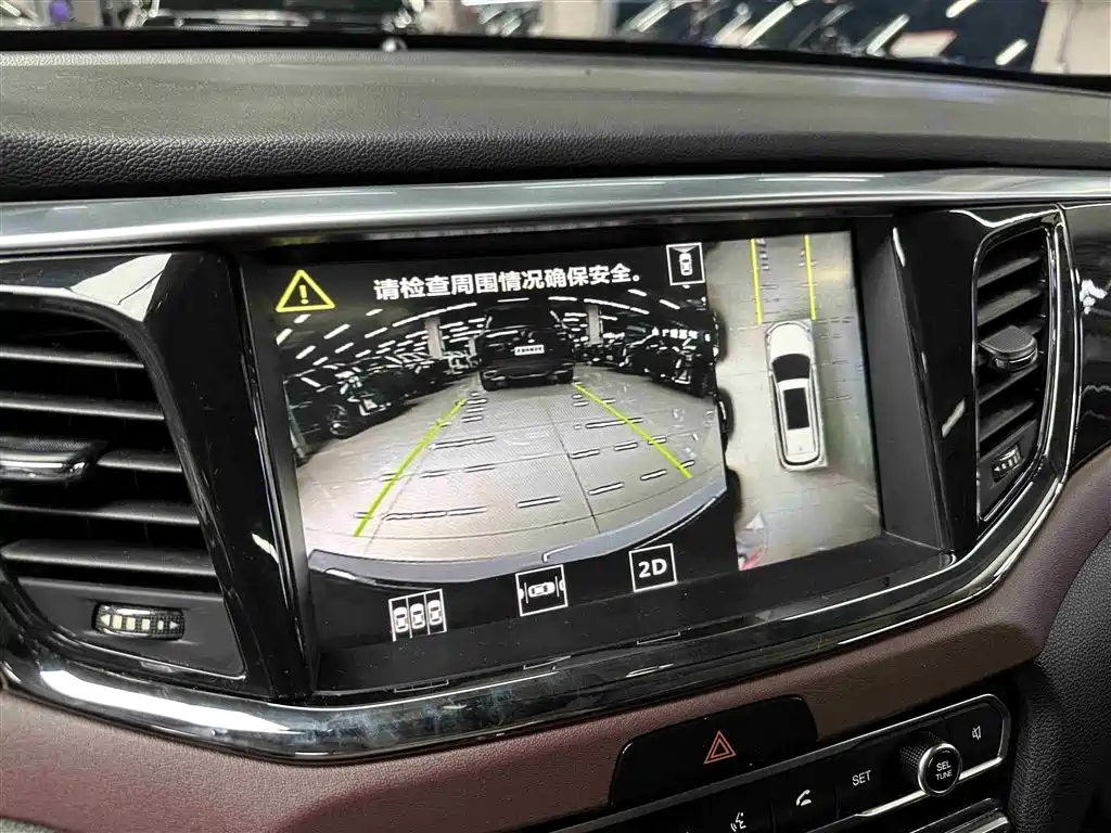 GAC Trumpchi Trumpchi GS8 2017 320T AWD Luxury Smart Connect (7-Seater) фото 14