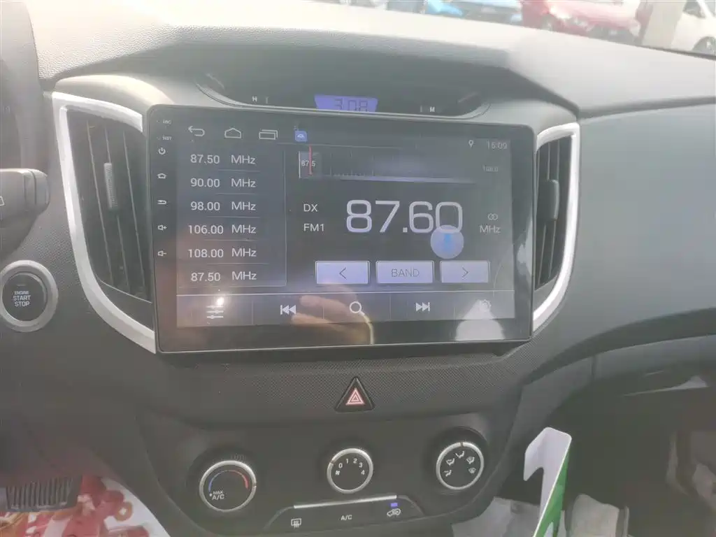 Hyundai Beijing Hyundai ix25 2015 1.6L Automatic 2WD Smart GLS фото 9