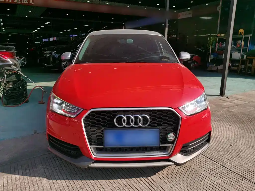 Audi A1 2017 2016 30 TFSI Sportback Design Style Edition