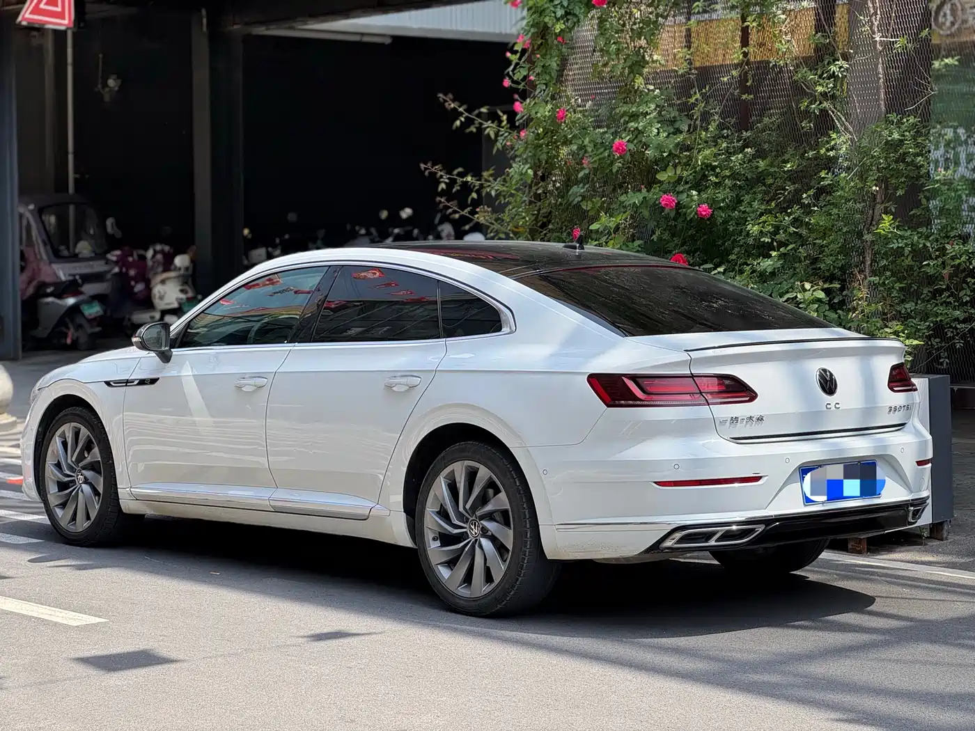 Volkswagen FAW-Volkswagen CC 2021 380TSI Eye-catching Edition фото 7