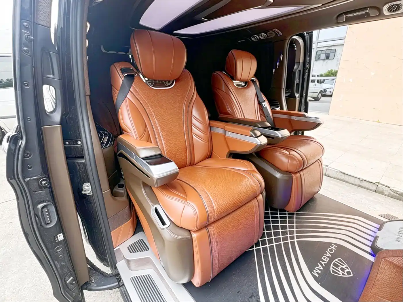 Mercedes-Benz Vito 2021 2.0T Business Edition 7-seater фото 6