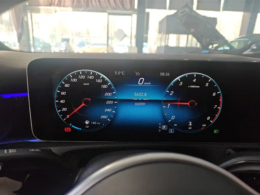 Mercedes-Benz A-Class (Import) 2019 A 200 Dynamic Version фото 8
