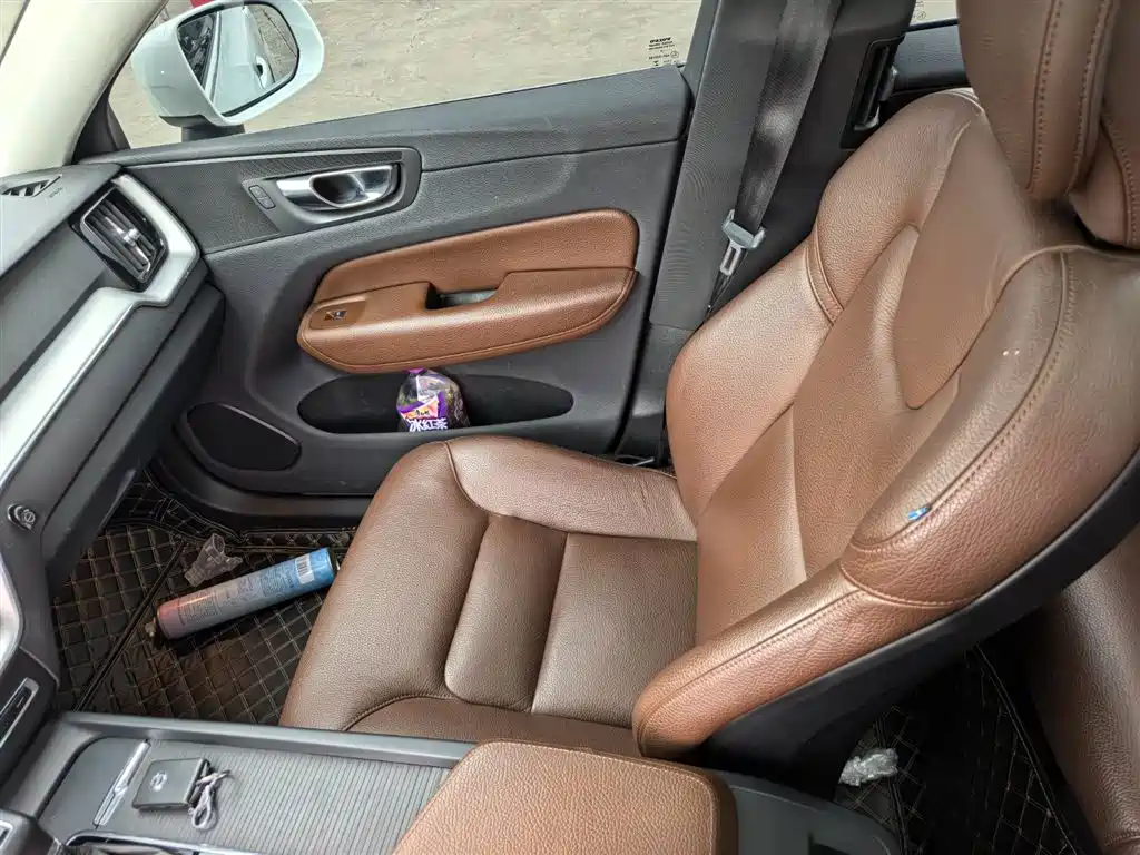 Volvo XC60 2019 T5 4WD Intelligent Ease China VI фото 12