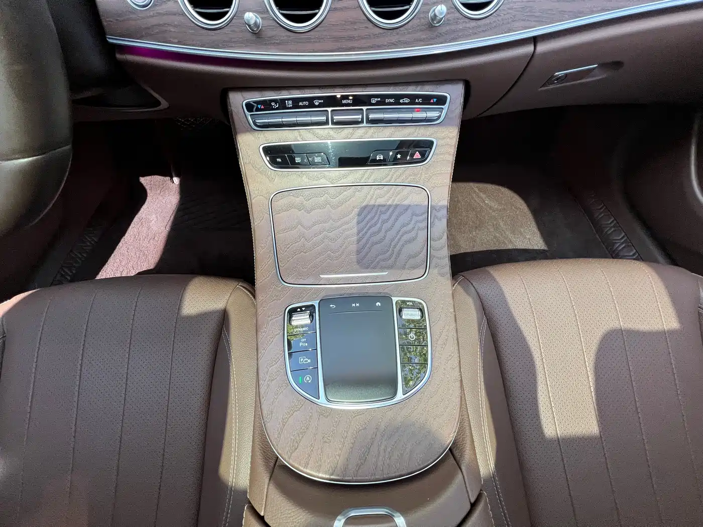 Mercedes-Benz E-Class 2023 E 300 L Fashion фото 14