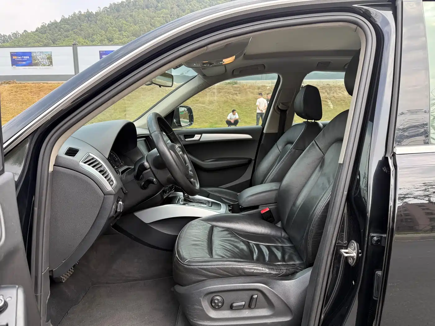 Audi Q5 2012 2.0TFSI Luxury фото 8