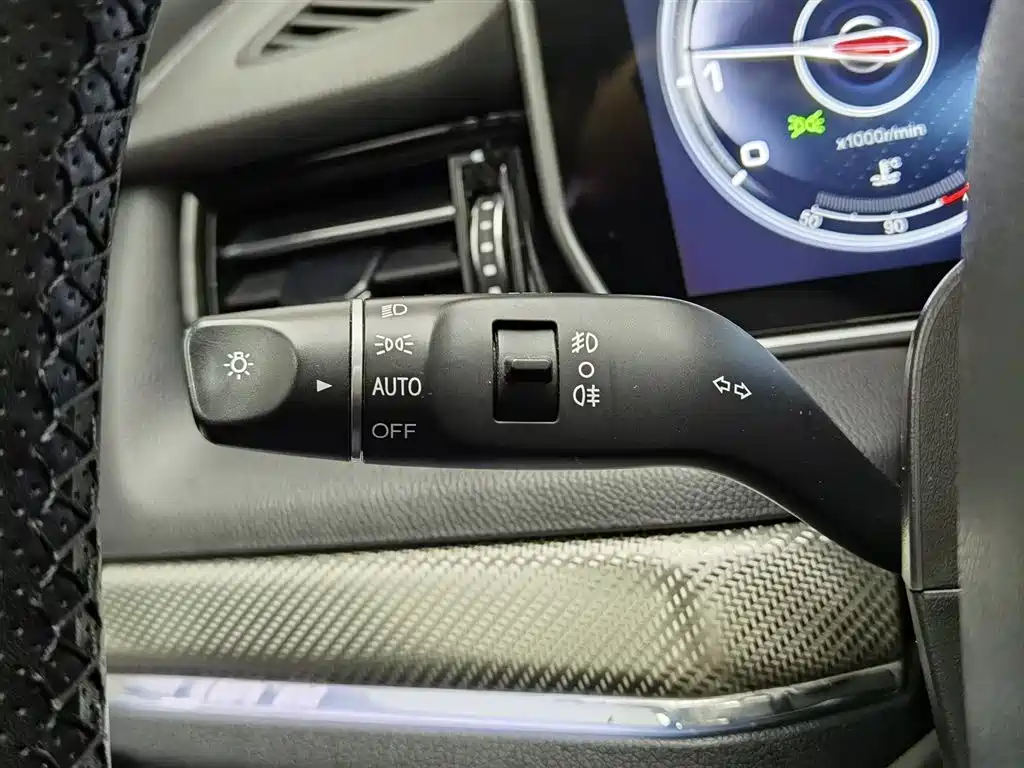 Hongqi HS5 2019 2.0T Smart Connect Enjoy Edition фото 21
