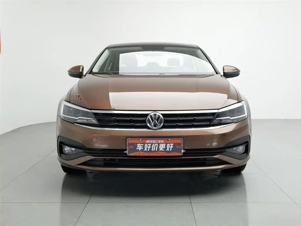 Volkswagen Lamando 2019 230TSI Manual Trend Edition China V фото 3