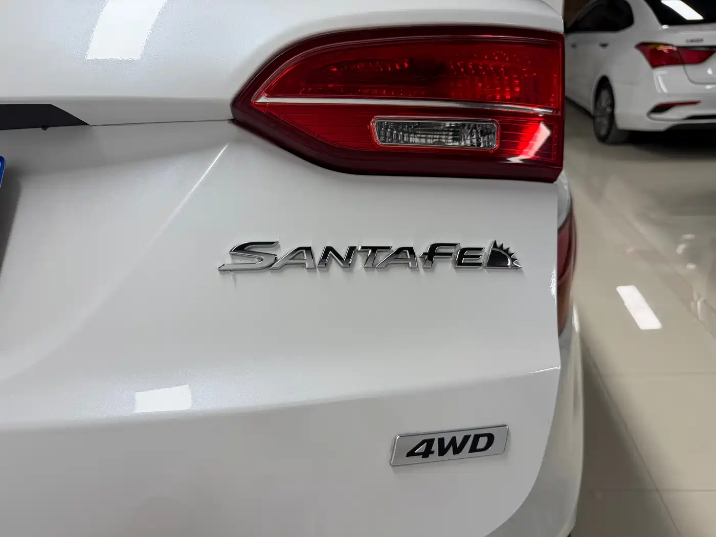 Hyundai Santa Fe 2013 Facelift 2.4L Automatic 4WD Smart фото 15