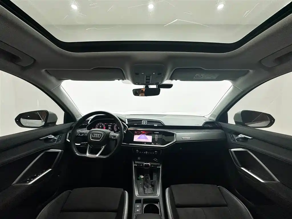 Audi Q3 2022 35 TFSI Fashion Dynamic фото 10
