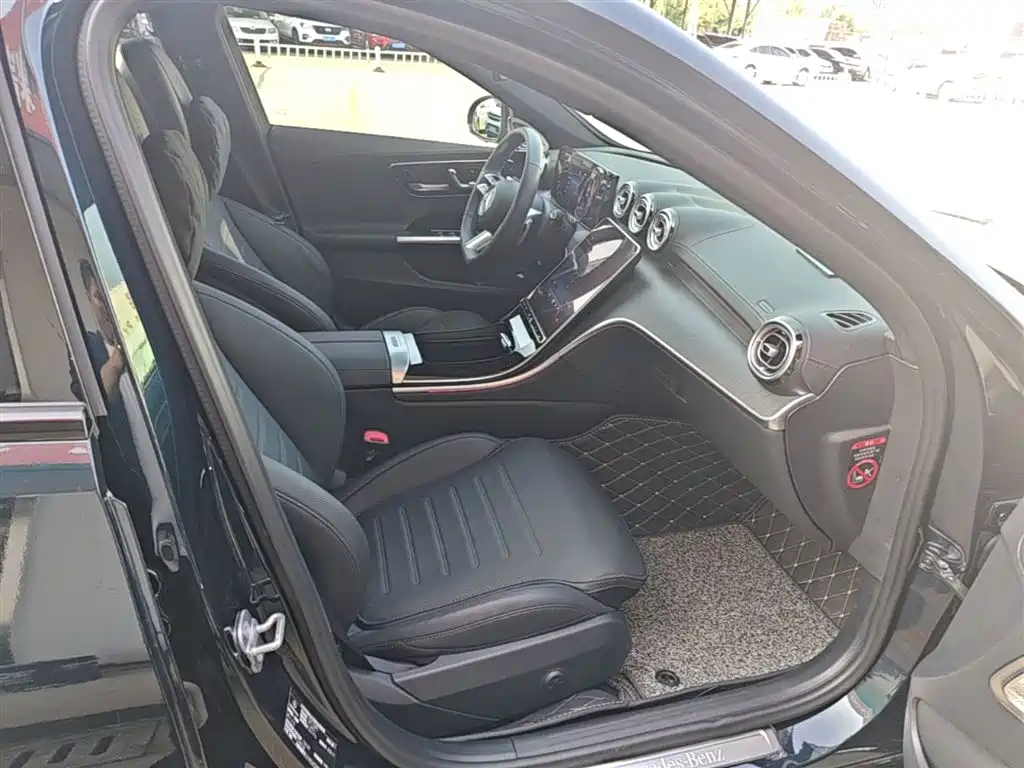 Mercedes-Benz C-Class 2024 Facelift C 260 L Moonlight Sport фото 25