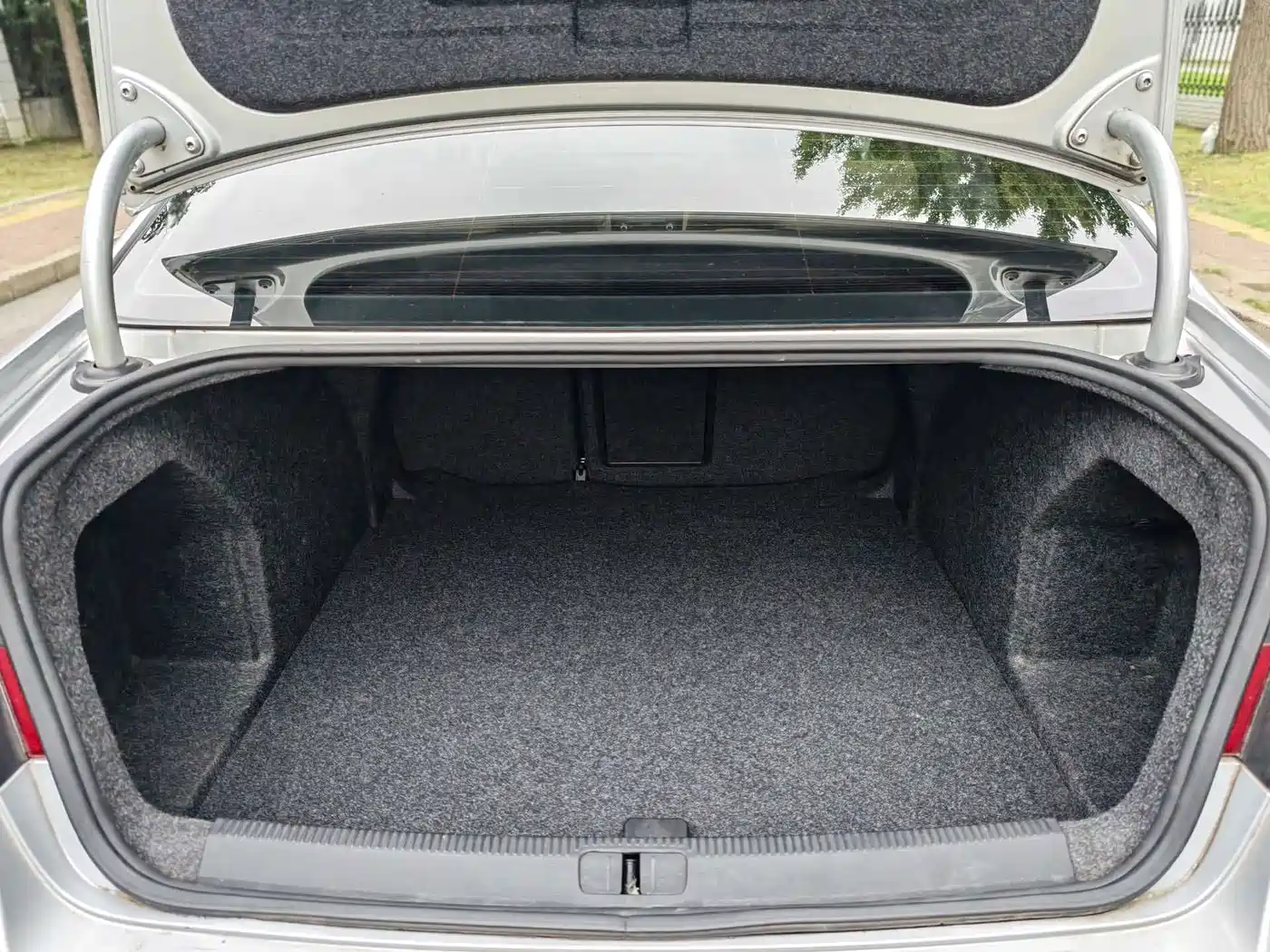 Photo 15 - Volkswagen Magotan