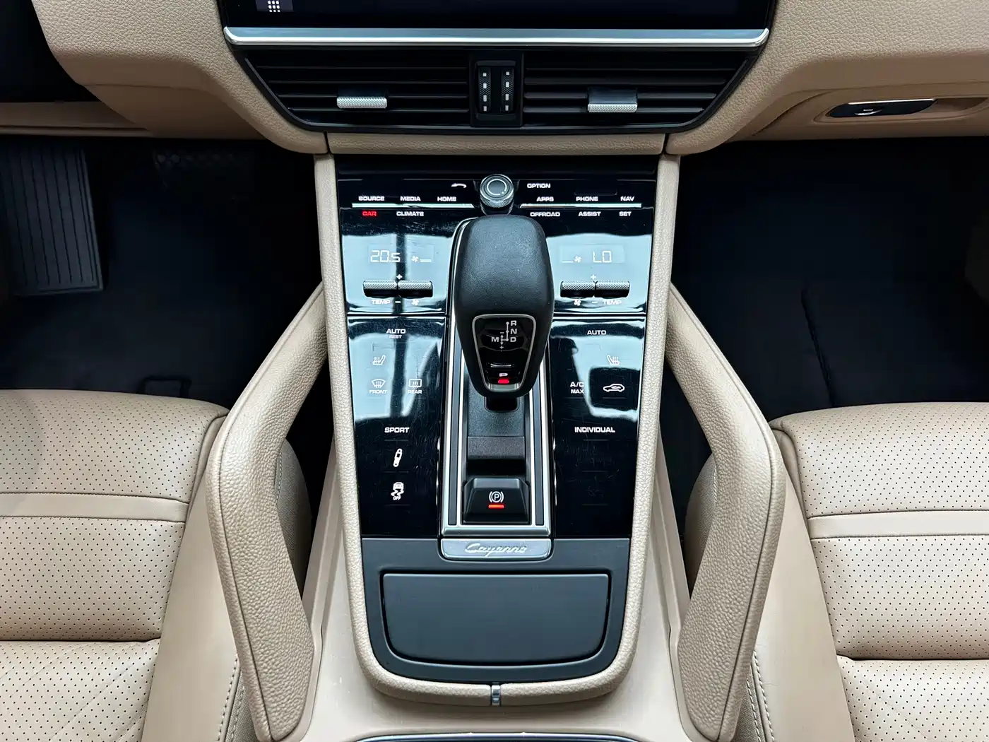 Porsche Cayenne 2018 Cayenne 3.0T фото 16