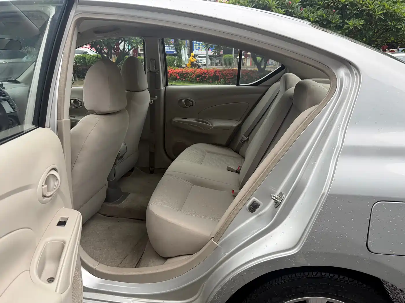Nissan Sunny 2013 2011 1.5XE CVT Comfort Edition