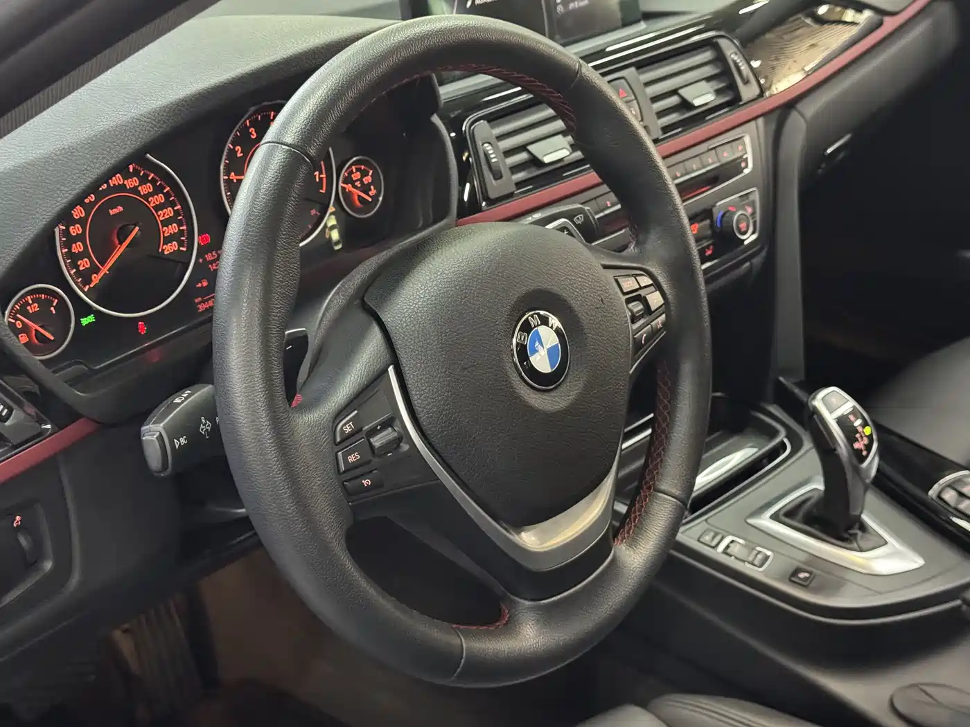 BMW 3 Series (Import) 2013 328i Sport Design Package фото 11