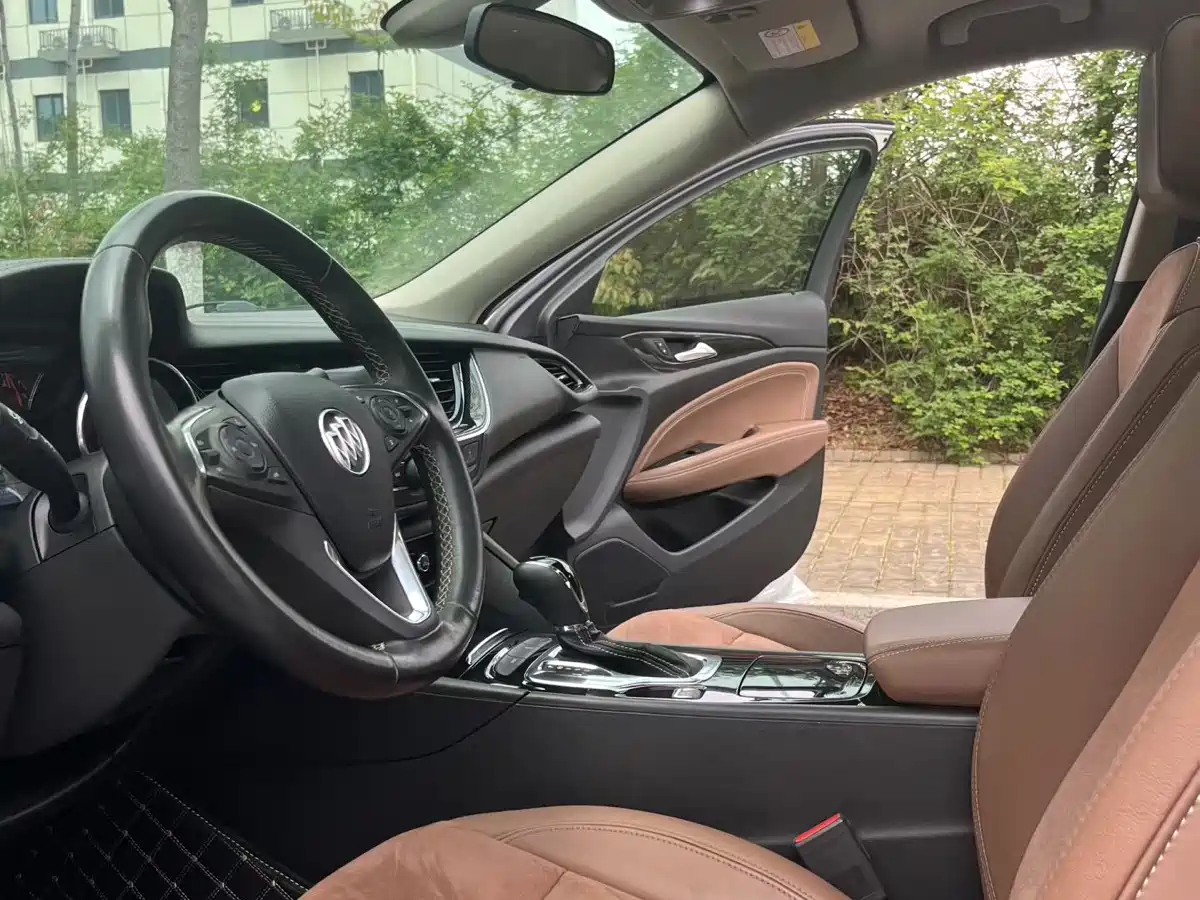 Buick Regal 2017 20T Elite Type фото 5