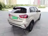 Фото 7 - Geely Vision X3