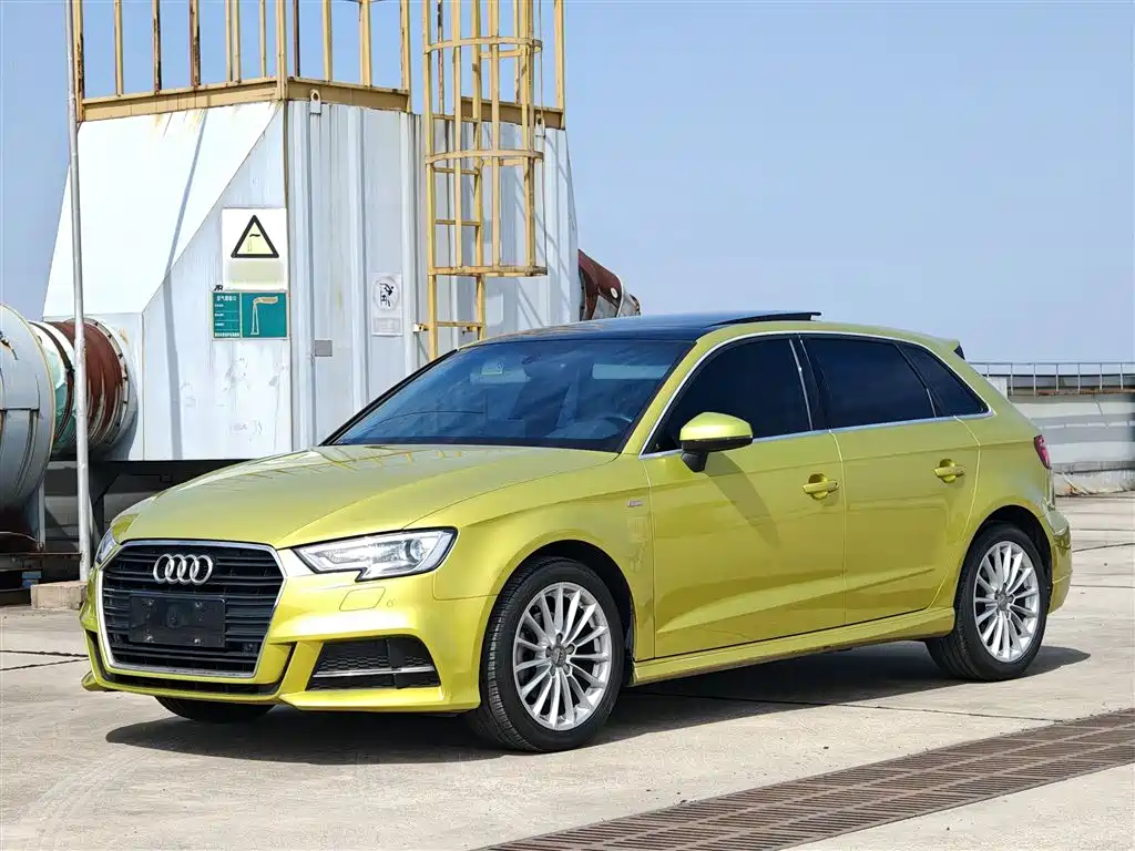 Audi A3 2018 30th Anniversary Sportback 35 TFSI Fashion фото 2