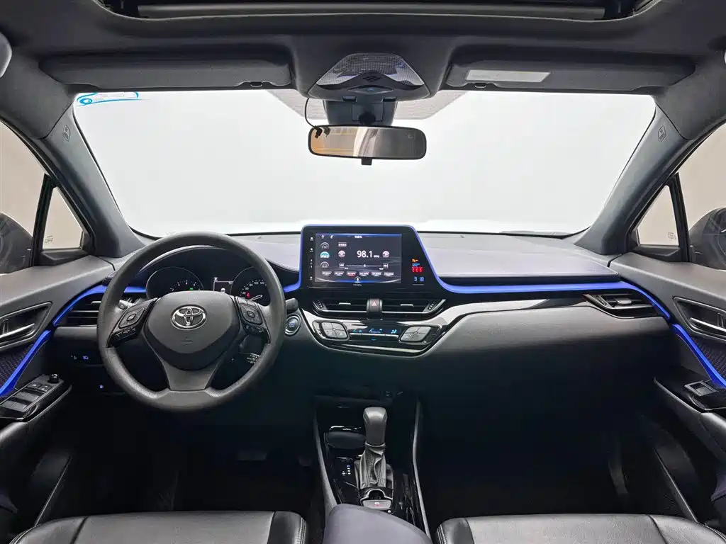 Toyota IZOA 2020 2.0L Yi Xiang Edition фото 20