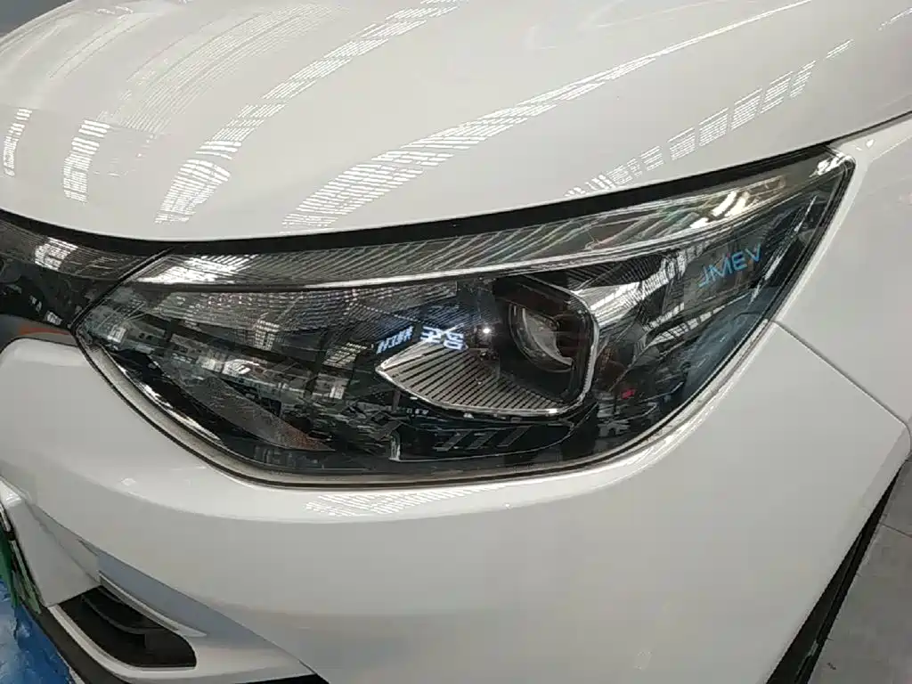 JMCG New Energy Little Kirin 2025 2025 PLUS+ Comfort Model
