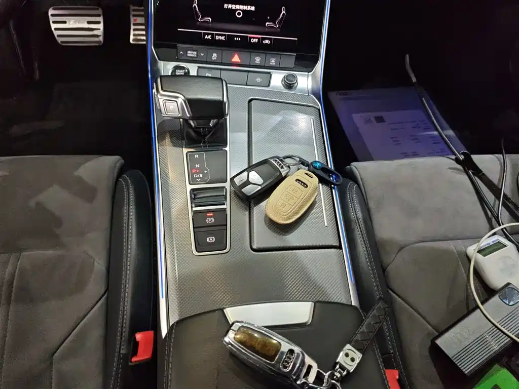 Audi A6L 2022 40 TFSI Luxury Dynamic фото 10