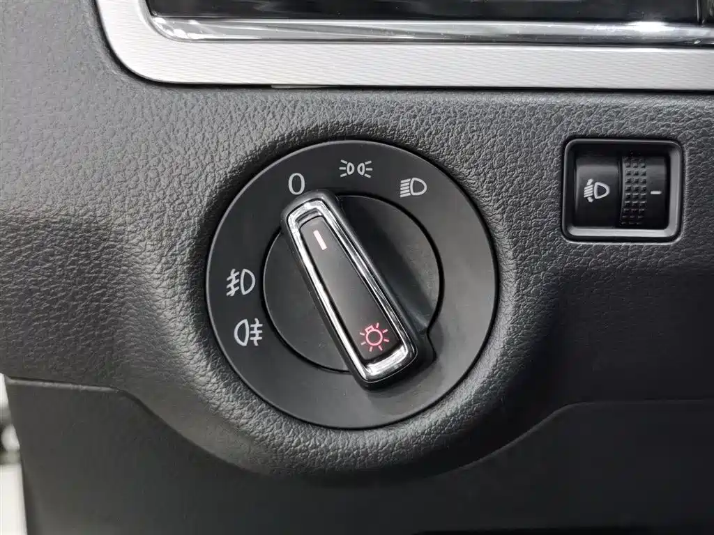 Volkswagen Bora 2015 Quality Edition 1.6L Automatic Comfort фото 21